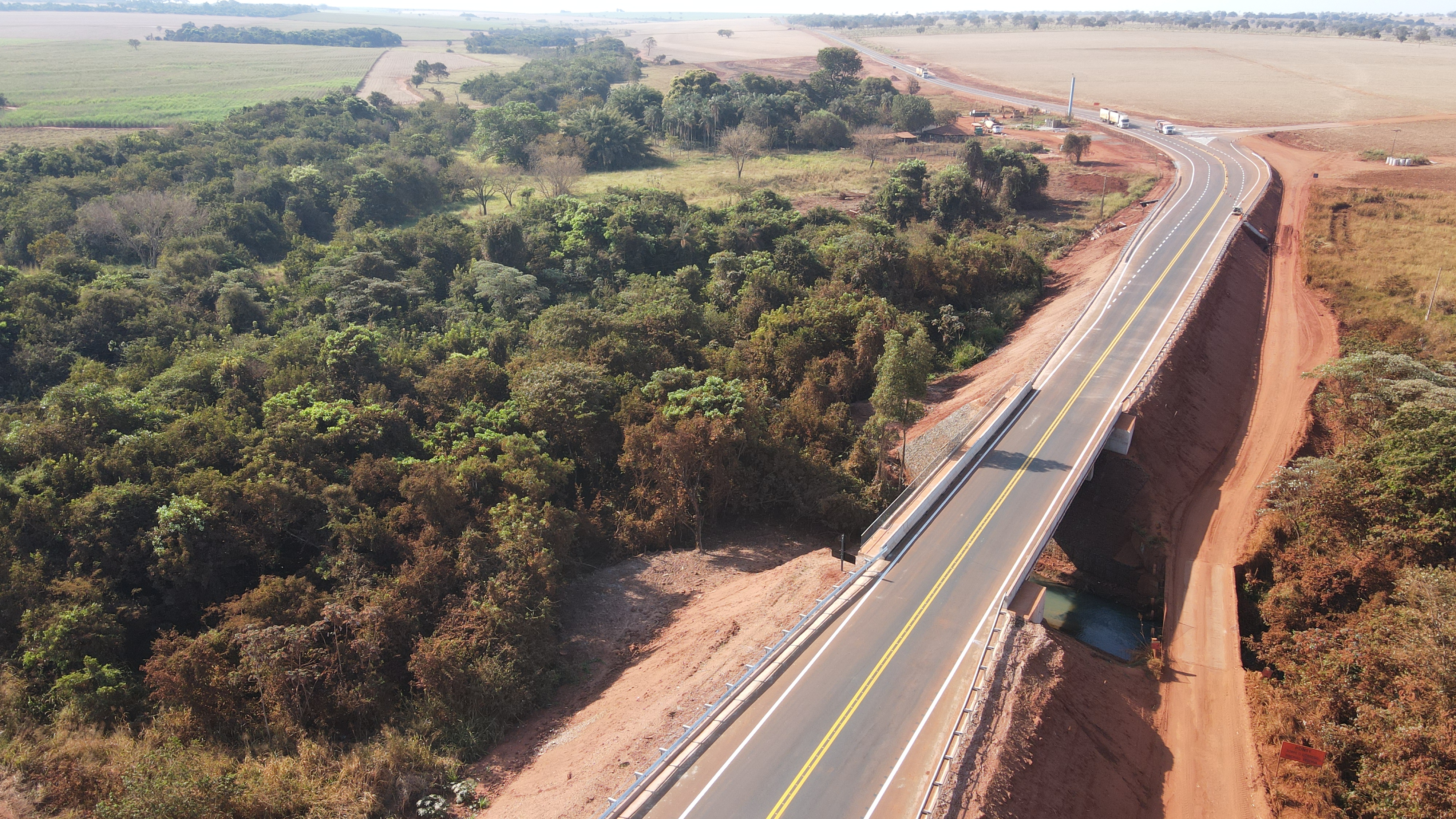 OBRA DER-MG LIMEIRA DO OESTE